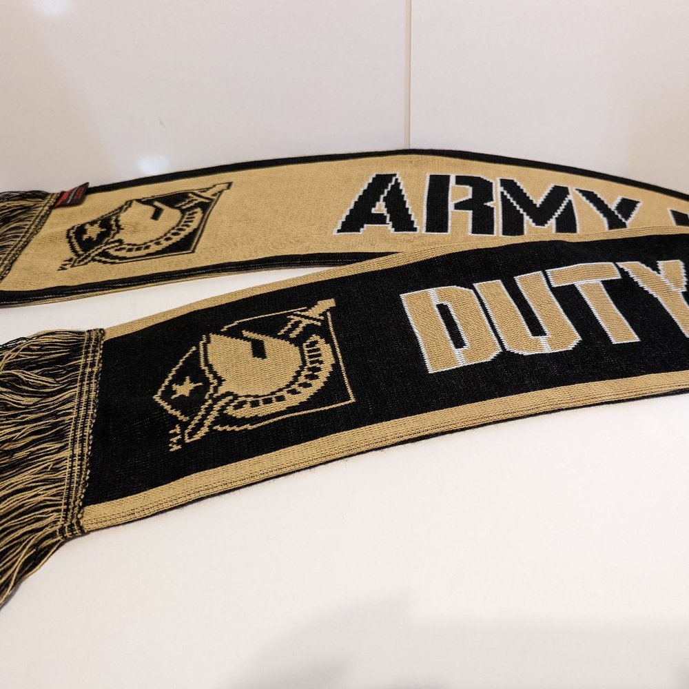 Army West Point/Duty Honor Country RUFFNECK Jacquard Knit Scarf